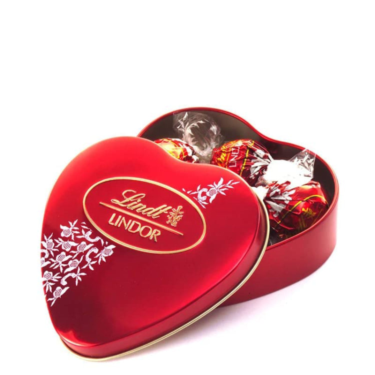 Lindt Lindor Armour Heart Milk Chocolate Truffle Box 62.5g