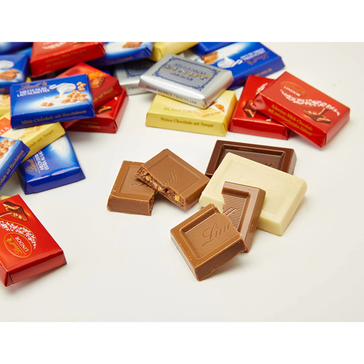 Lindt Napolitains Assorted Chocolate Pack 700g