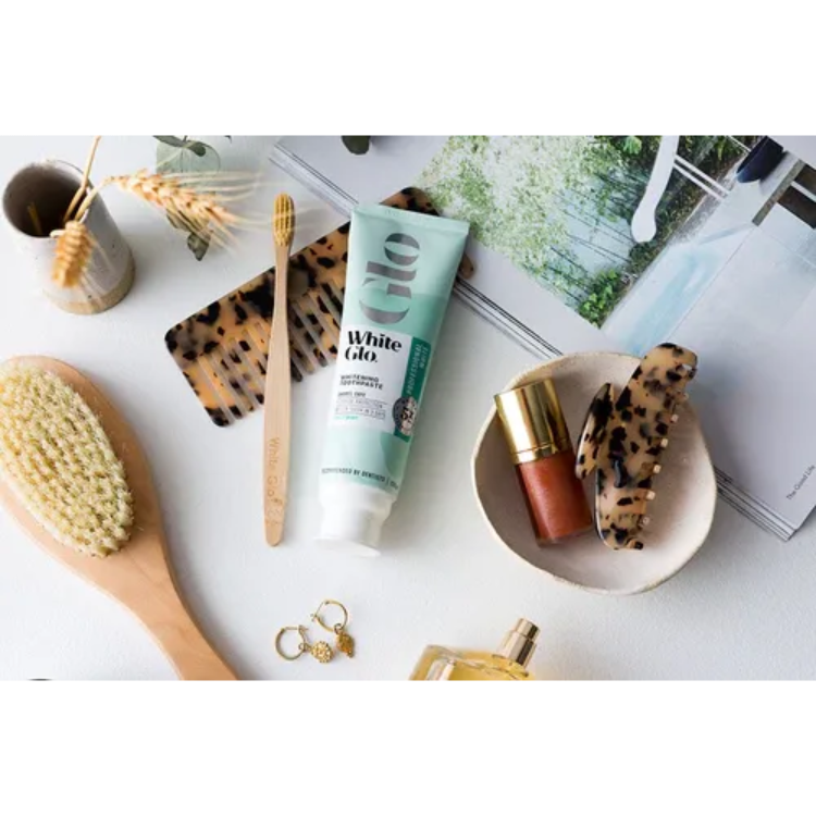 PROFESSIONAL WHITE Whitening Toothpaste